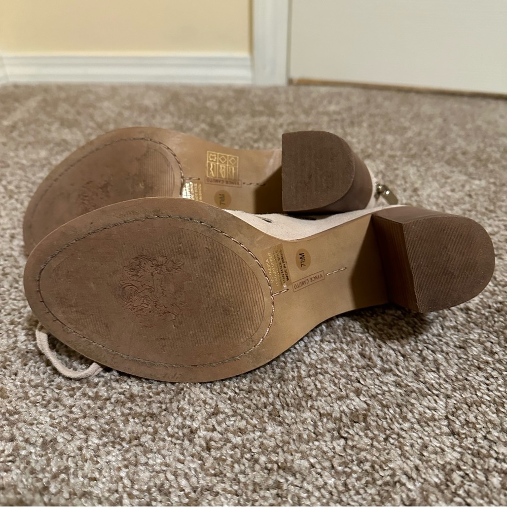 Vince camuto heels - Picture 3 of 4